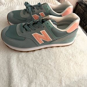 New Women New Balance Running Shoe